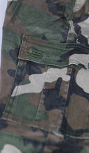 Load image into Gallery viewer, Camo Cargo Jogger