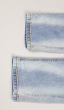 Load image into Gallery viewer, LT. Blue Lozy Jean
